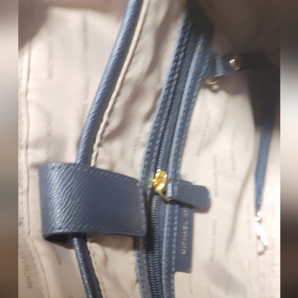 Michael Kors midnight blue Maddie tote size medium. - Picture 5 of 11